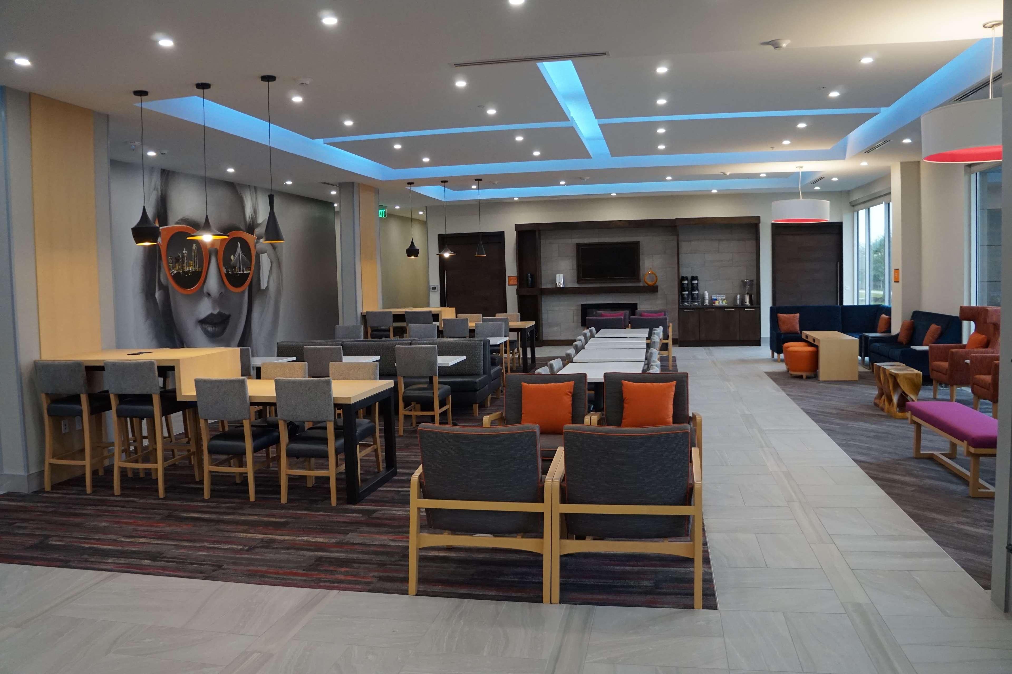 La Quinta Inn & Suites By Wyndham Lewisville Zewnętrze zdjęcie