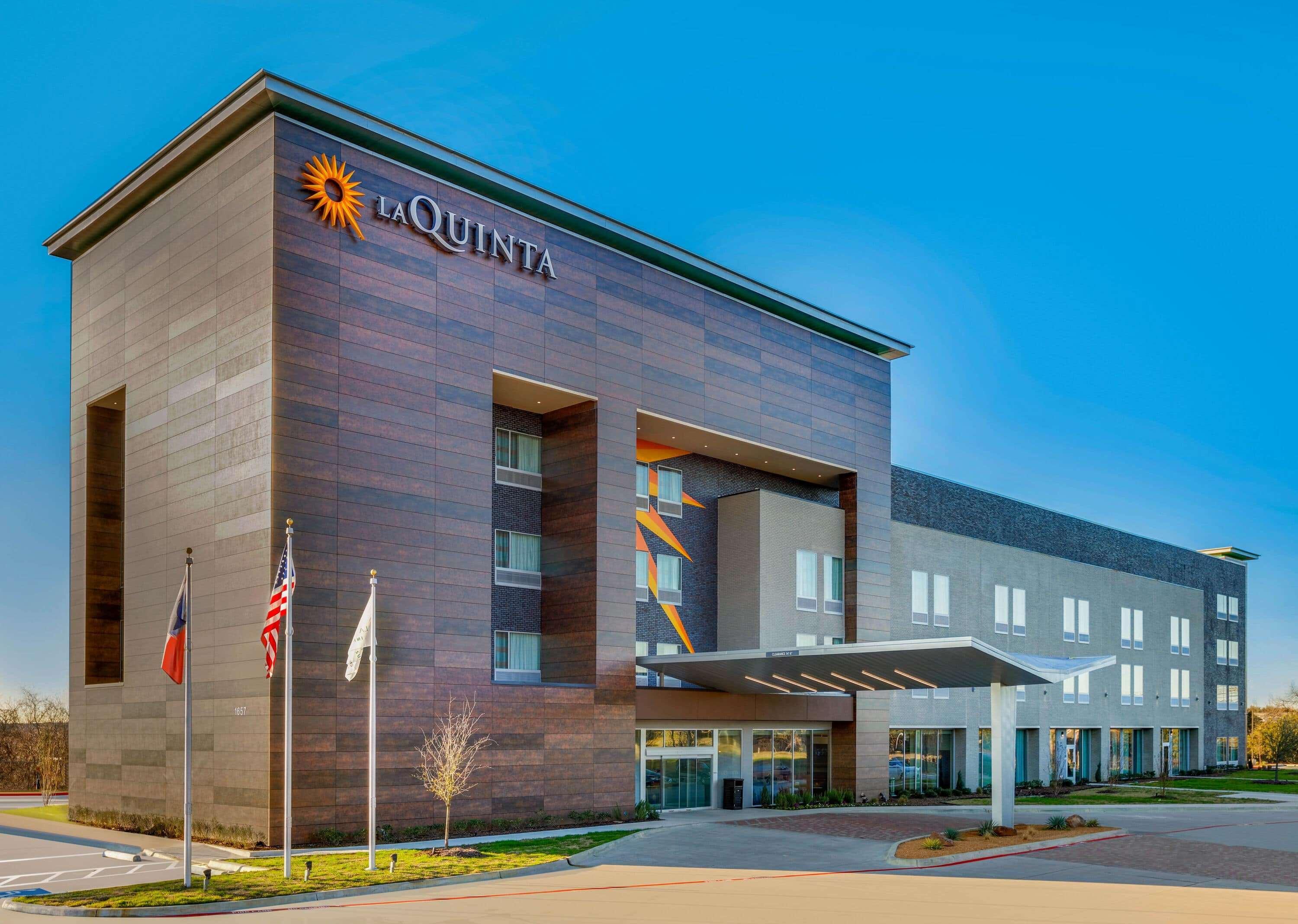 La Quinta Inn & Suites By Wyndham Lewisville Zewnętrze zdjęcie